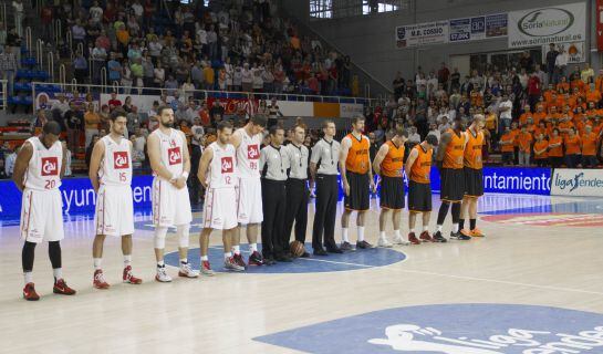 26/10/14 BALONCESTO ACB  FUENLABRADA - CAI ZARAGOZA  MINUTO DE SILENCIO POR JOSE LUIS ABOS