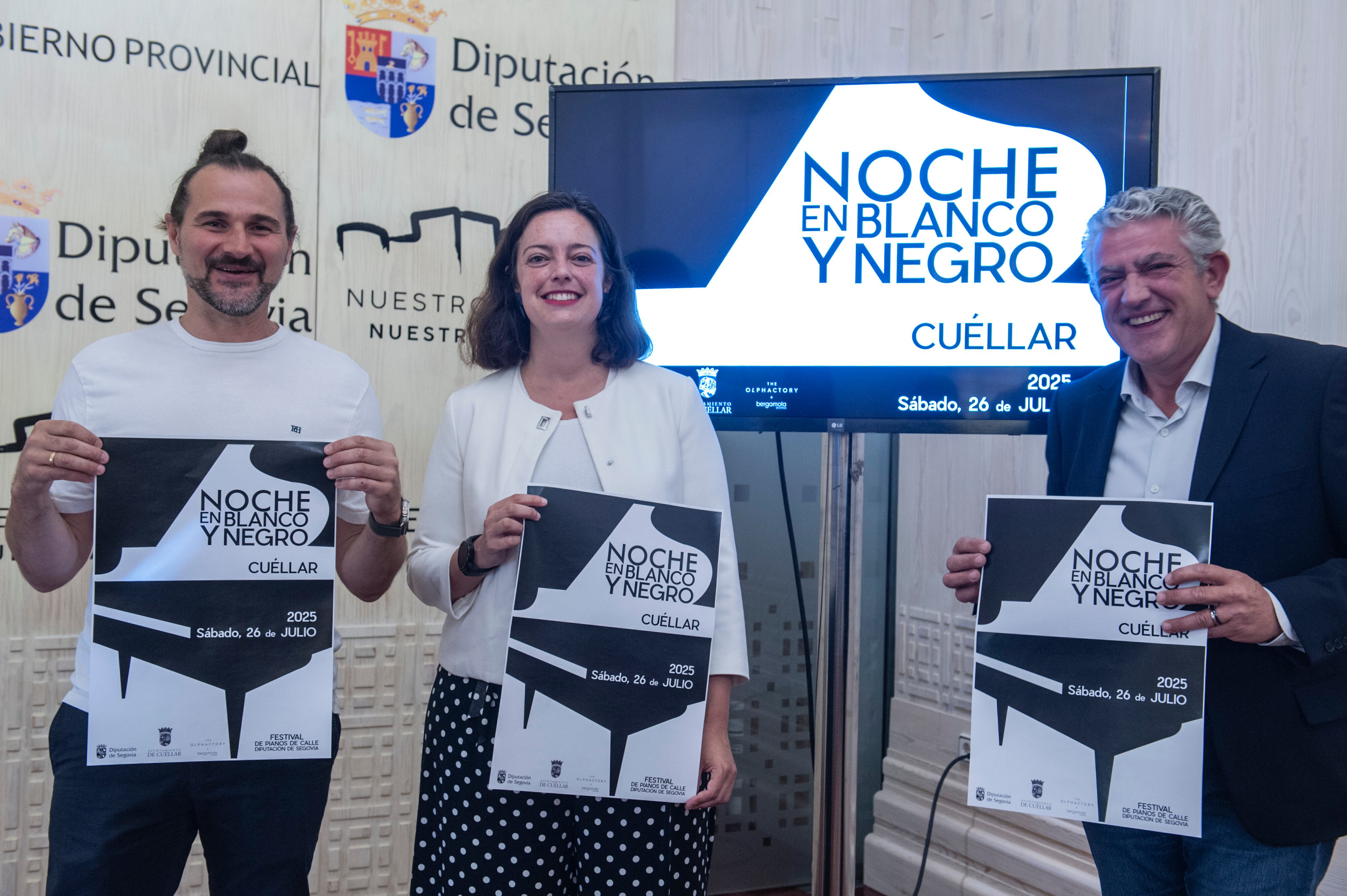Presentación de la Noche en Blanco y Negro de Cuéllar