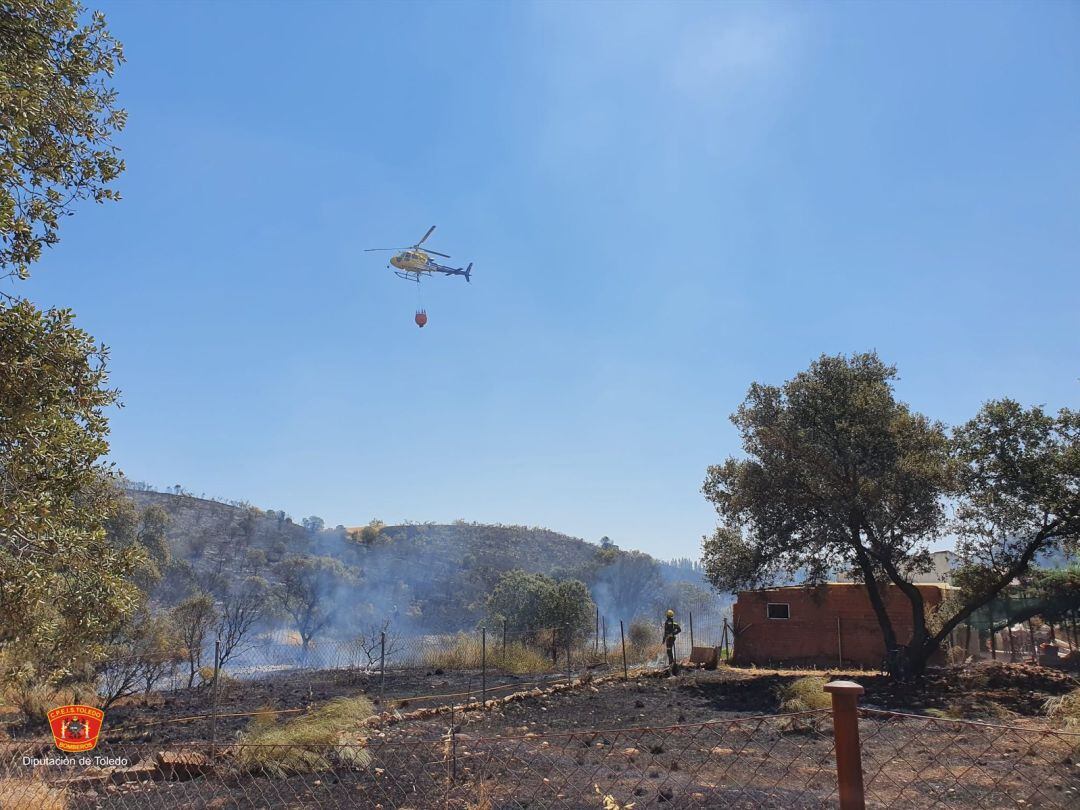 El incendio en El Casar de Escalona ha afectado a una zona de pasto