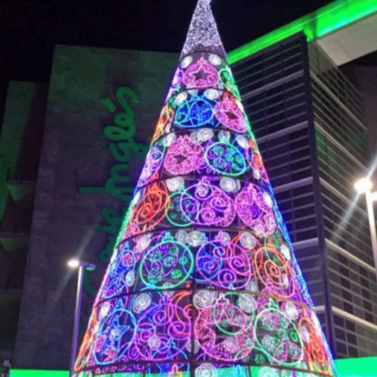 Imagen de archivo de las luces navideñas de El Corte Inglés en Albacete