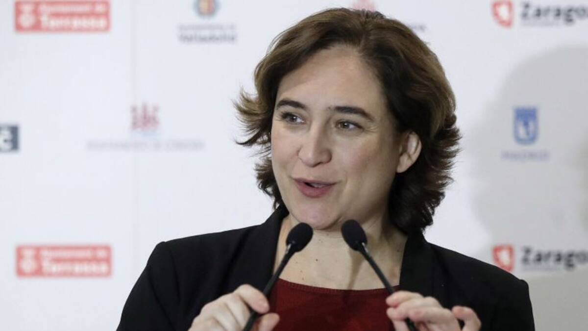 Mesa de España: Colau quiere que los dueños de viviendas vacías las dediquen a alquiler social