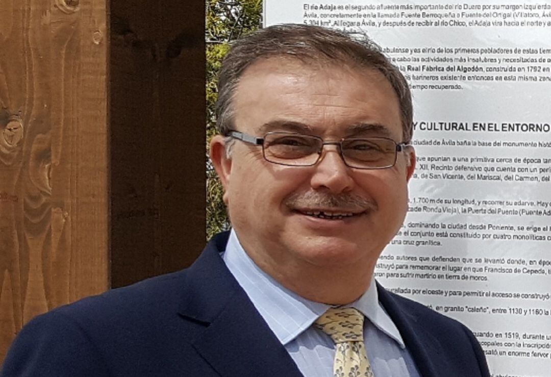 Pedro Cabrero ha sido concejal en el Ayuntamiento de Ávila entre 2015 y 2019 y ahora ha sido elegido concejal en El Tiemblo y diputado provincial