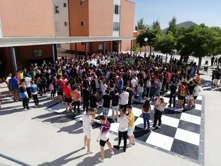 Panorámica del momento de la concentración en el patio