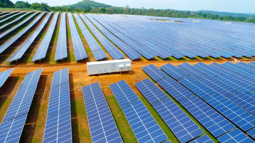 Campo solar desarrollado por RIC Energy