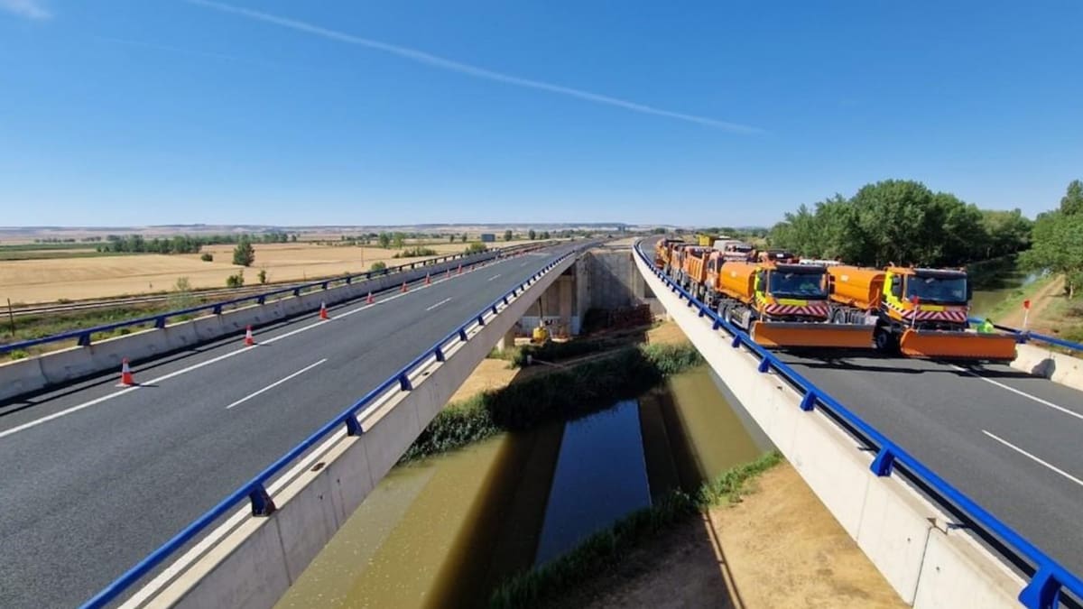 Se vuelve a cerrar al tráfico la autovía A-67 en el viaducto sobre el Canal de Castilla en Frómista para su impermeabilización