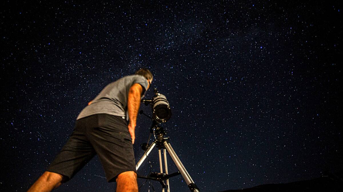 Entrevista a Antón Paz, guía Starlight acreditado en las Islas Cíes