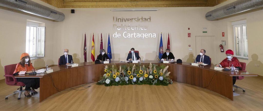 Acto de apertura del curso universitario 20-21 en el rectorado de la UPCT