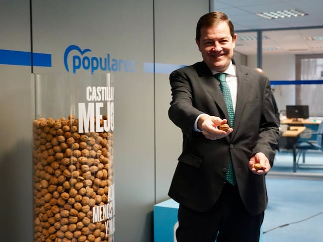 El presidente del Partido Popular de Castilla y León, Alfonso Fernández Mañueco, clausura el foro de presentación de los indicadores del proyecto ‘Castilla y León entre las 3 mejores comunidades de España’.