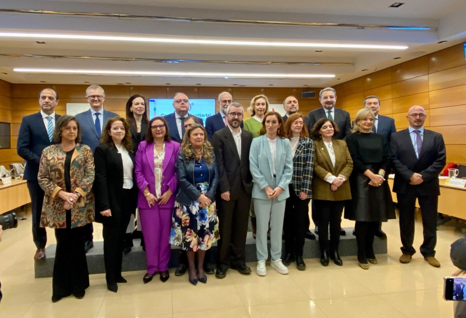 El Consejero De Salud, Juan José Pedreño, asiste a la reunión del pleno monográfico del Consejo Interterritorial sobre Atención Primaria