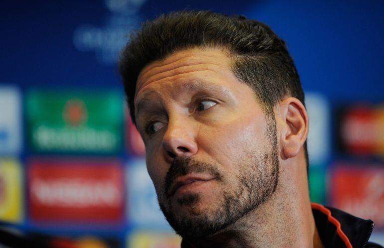 Simeone durante la rueda de prensa previa al partido ante el Bayern 