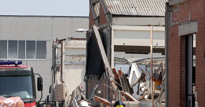 Destrozos en un almacén en la localidad de San Felice sul Panaro después del terremoto