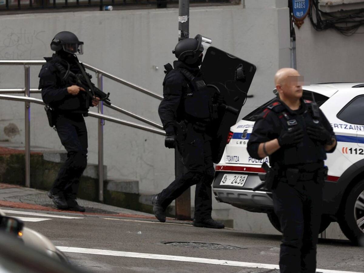 Vecinos de San Francisco:"¿Por qué el Ayuntamiento no se concentra para condenar la violencia en el barrio?