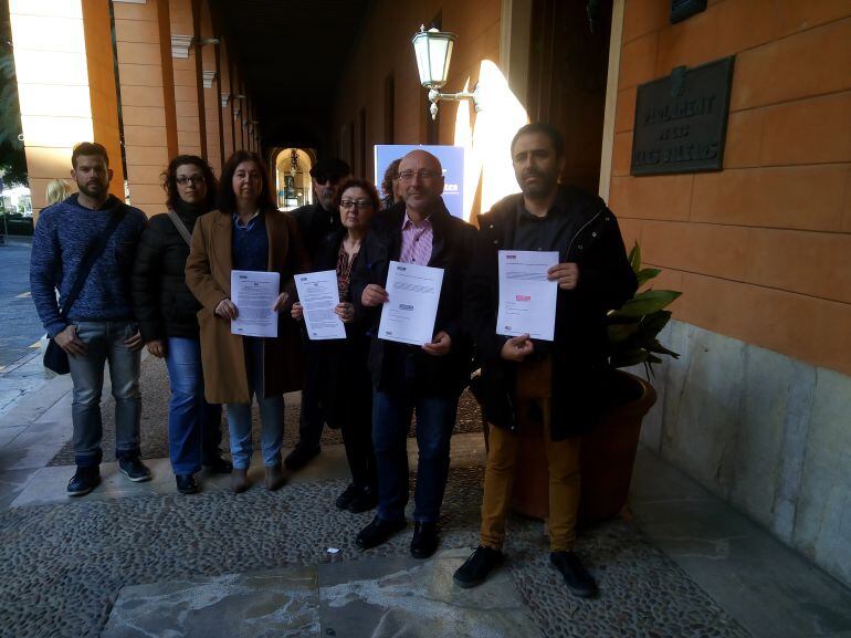 El sindicato CCOO ha registrado en el Parlament una petición para derogar la LOMCE.