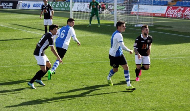 Gallar durante el partido frente al Llosetense