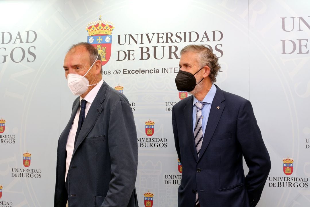 Juan José Laborda y el rector de la UBU, Manuel Pérez Mateos