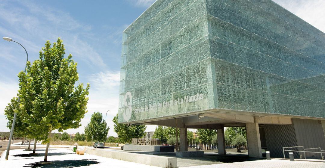 Edificio del Servicio de Salud de Castilla-La Mancha.