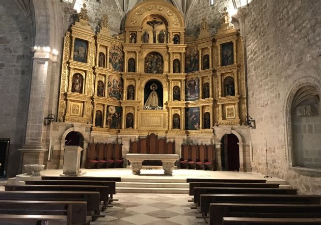 La Iglesia de la Asunción también estrena nuevos suelos de mármol