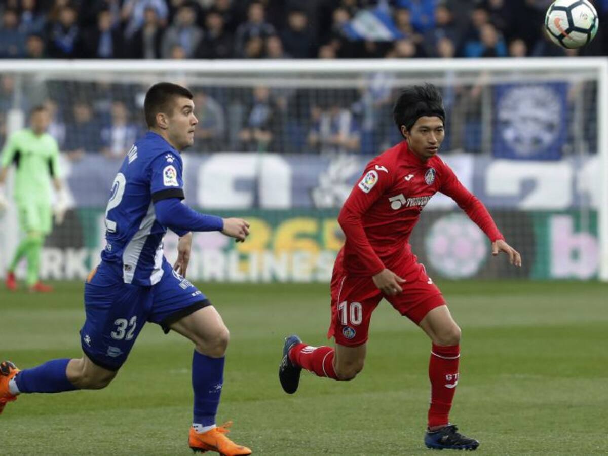 Laguardia y Munir acercan al Alavés a la salvación