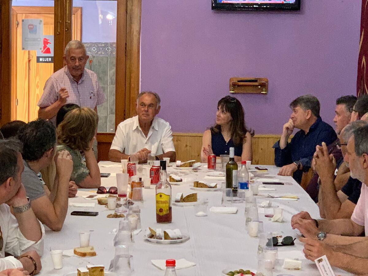 Dos pueblos, Biar y Villena. Un símbolo: La Mahoma