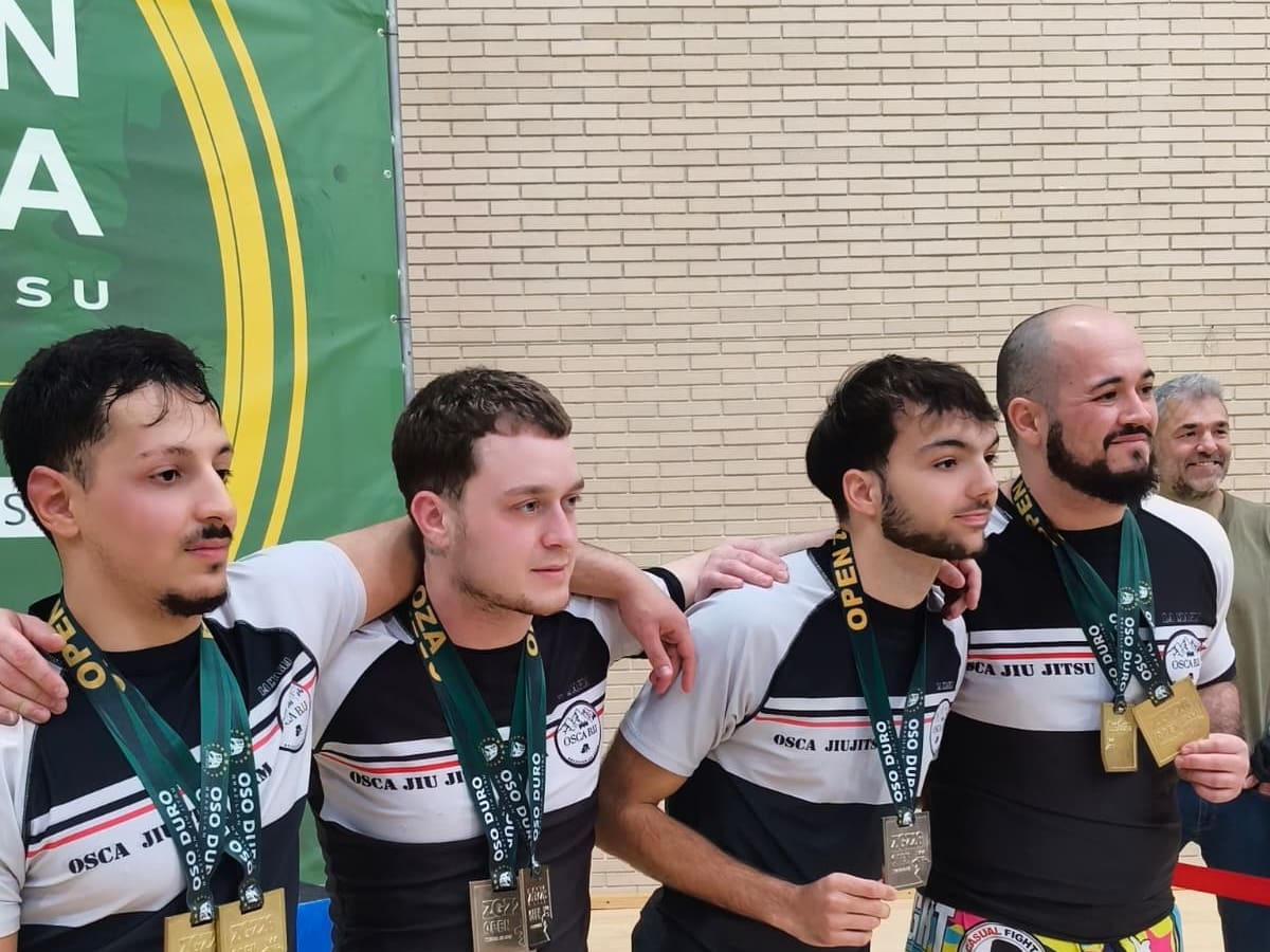 La escuela Osca Bij se lleva ocho medallas en el Open internacional de Brazilian Jiu Jitsu