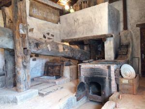 Lagar de cera romano en el Aula Apícola de Azuqueca