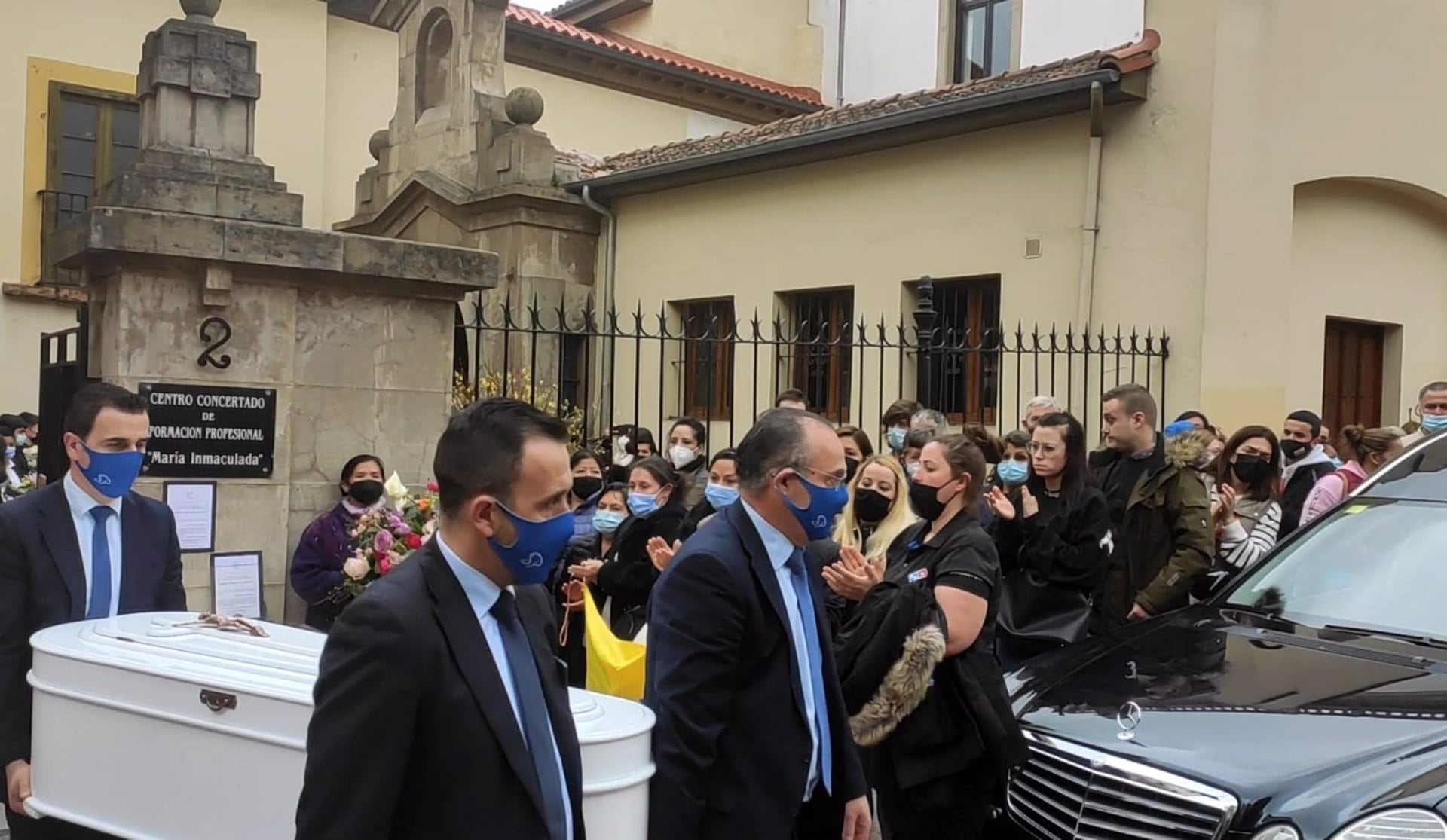 07/04/2022 Funeral de Erika Yunga, la niña asesinada en Oviedo.