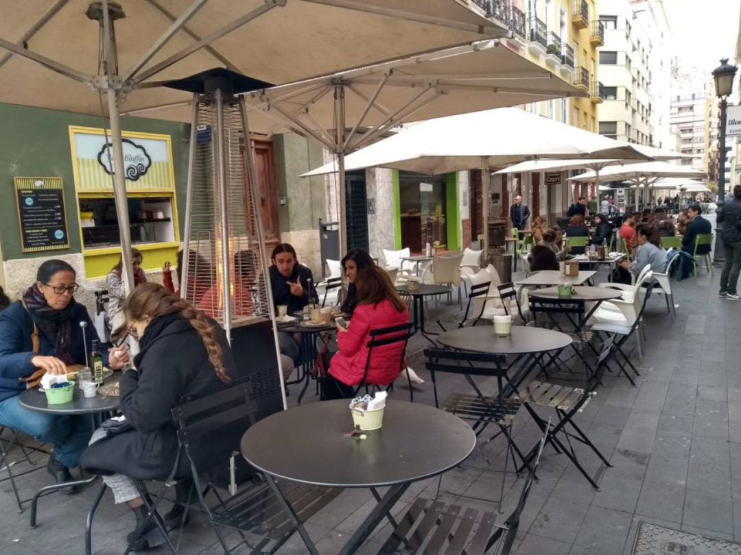 Terraza en la Calle Castaños