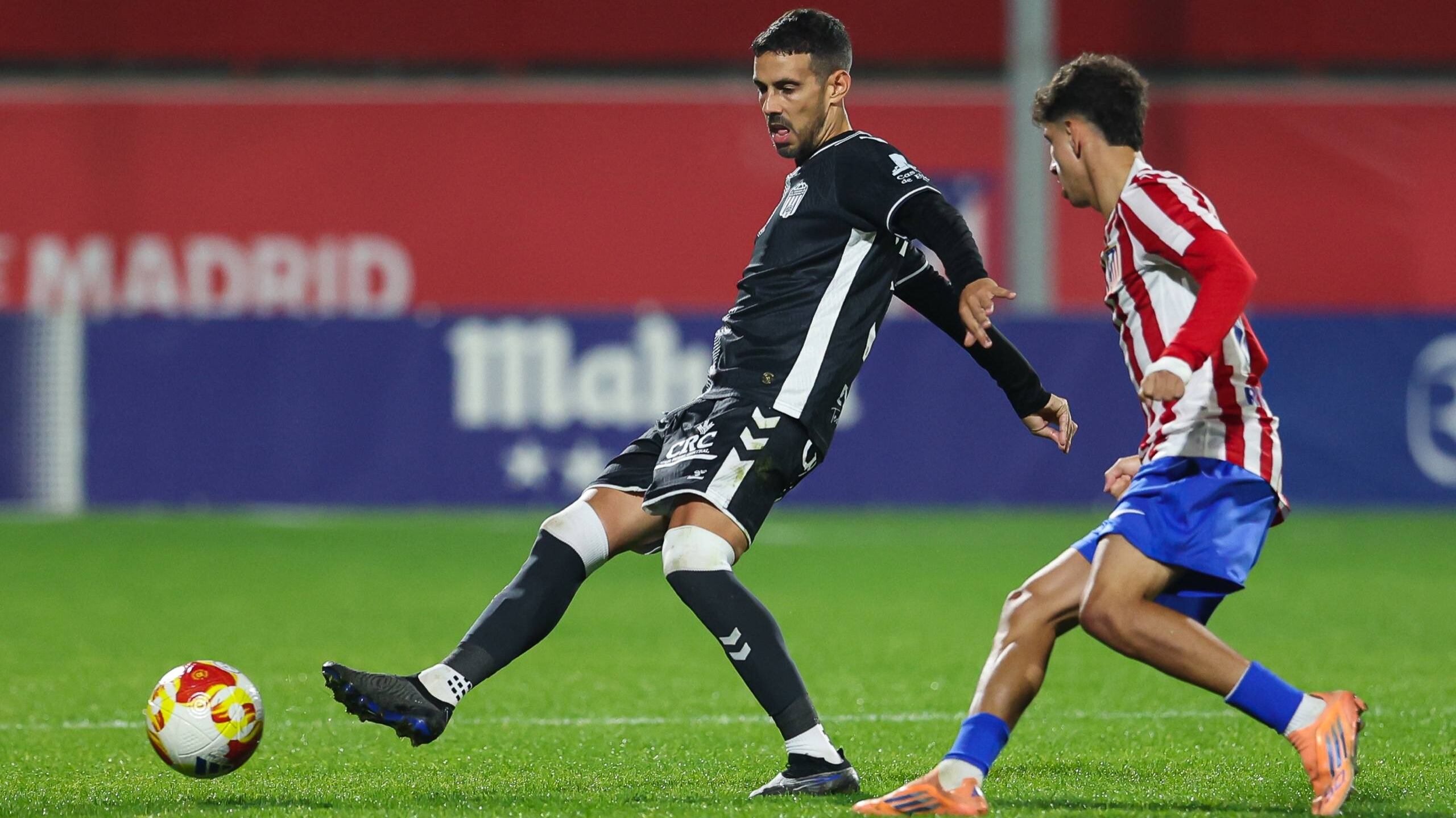 El Eldense se reivindica en el campo de llíder
