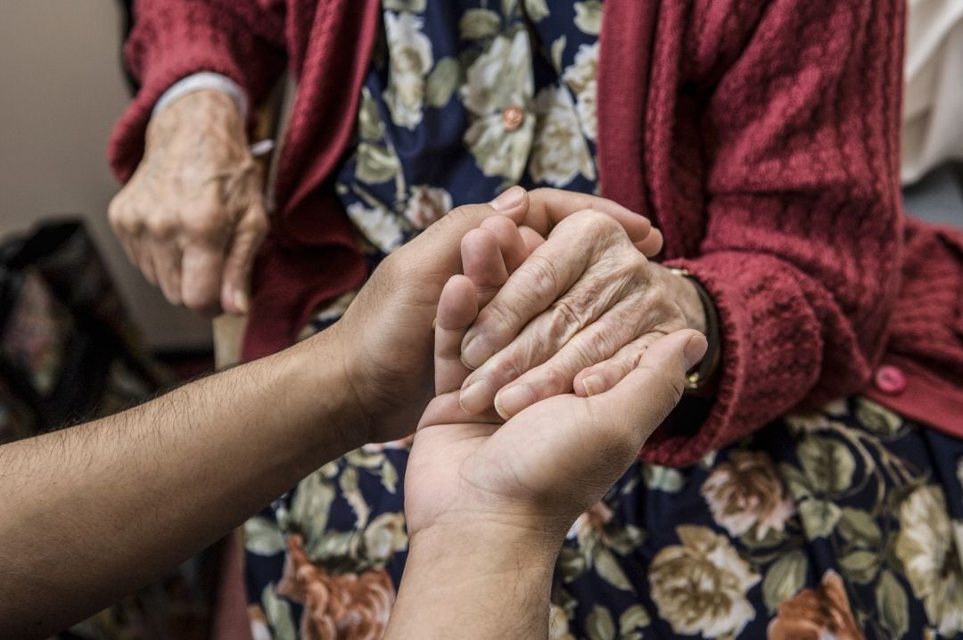 Las familias pueden solicitar este servicio de manera puntual, si tienen un evento o necesidad en una jornada concreta, o de forma estable con una duración de seis meses prorrogable hasta cumplir el año.