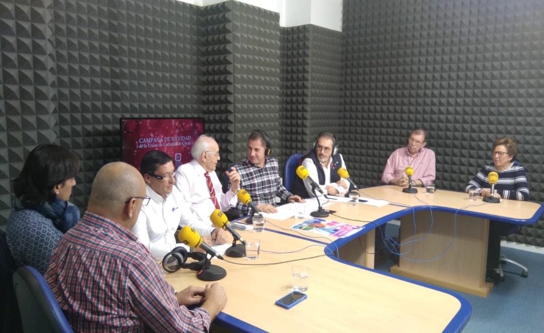 Estudio de Radio Úbeda durante el segundo día de la Campaña de Navidad 2018