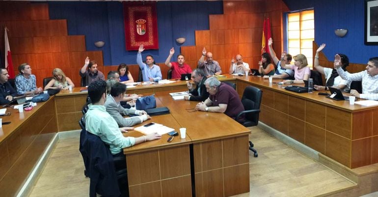 Pleno municipal en Paracuellos de Jarama