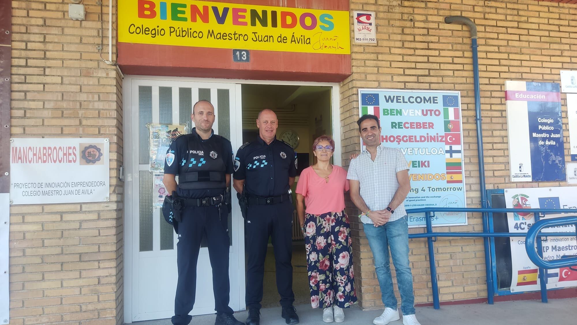 Policía-Tutor en Colegio &quot;Maestro Juan de Ávila&quot;