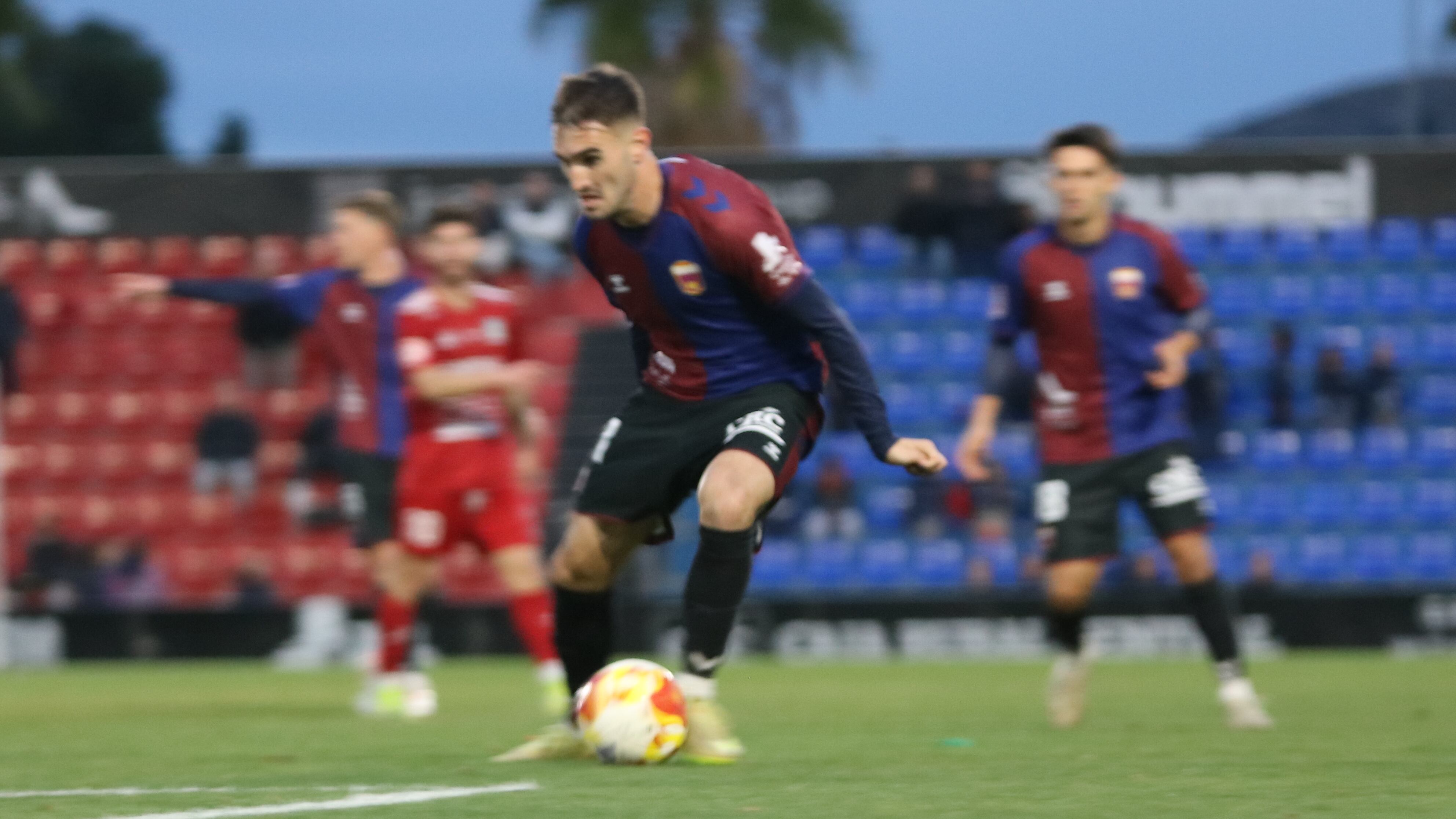 El Eldense quiere recuperar el sabor de la victoria