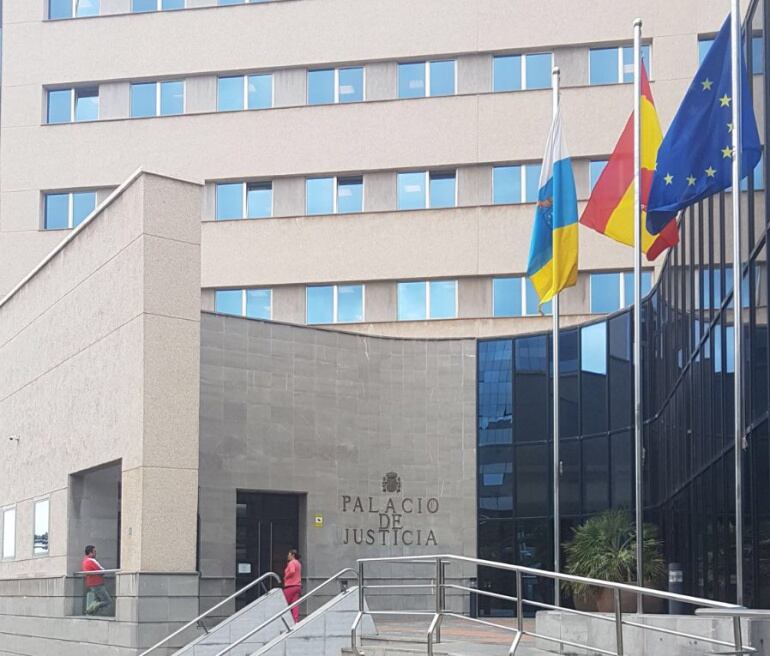 El juicio se celebra el lunes en el Palacio de Justicia de Santa Cruz de Tenerife.