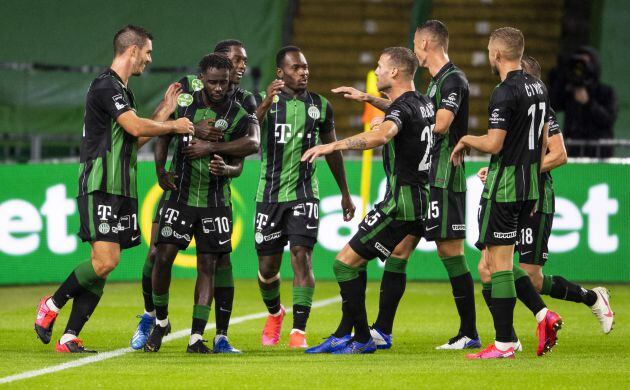 La plantilla del Ferencvaros celebra un gol durante la fase previa de la Champions