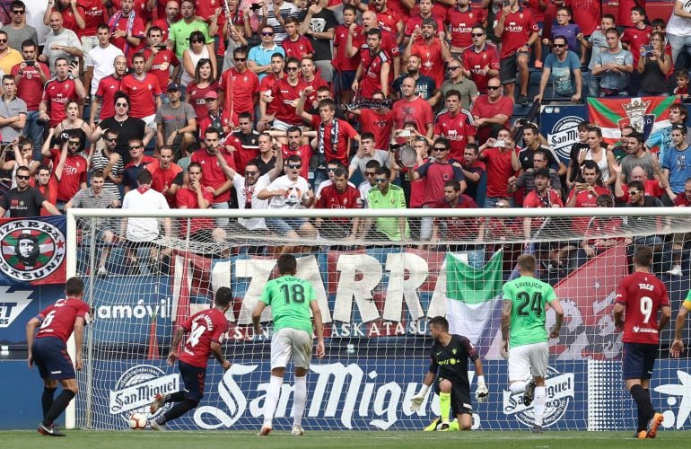 El Almería perdió en Pamplona. 