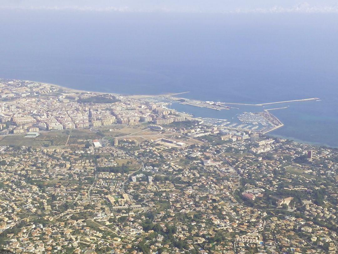 Vista de Dénia desde el Montgó.