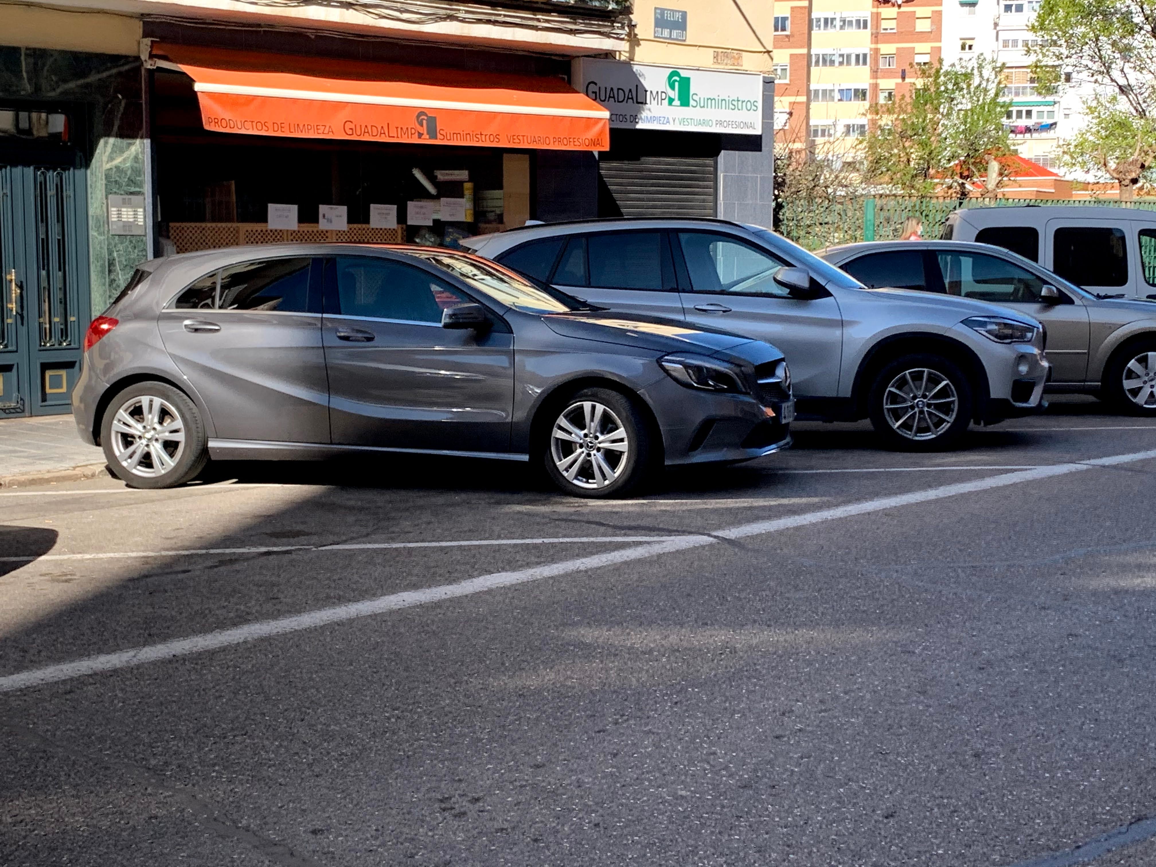 Vehículos estacionados en Guadalajara