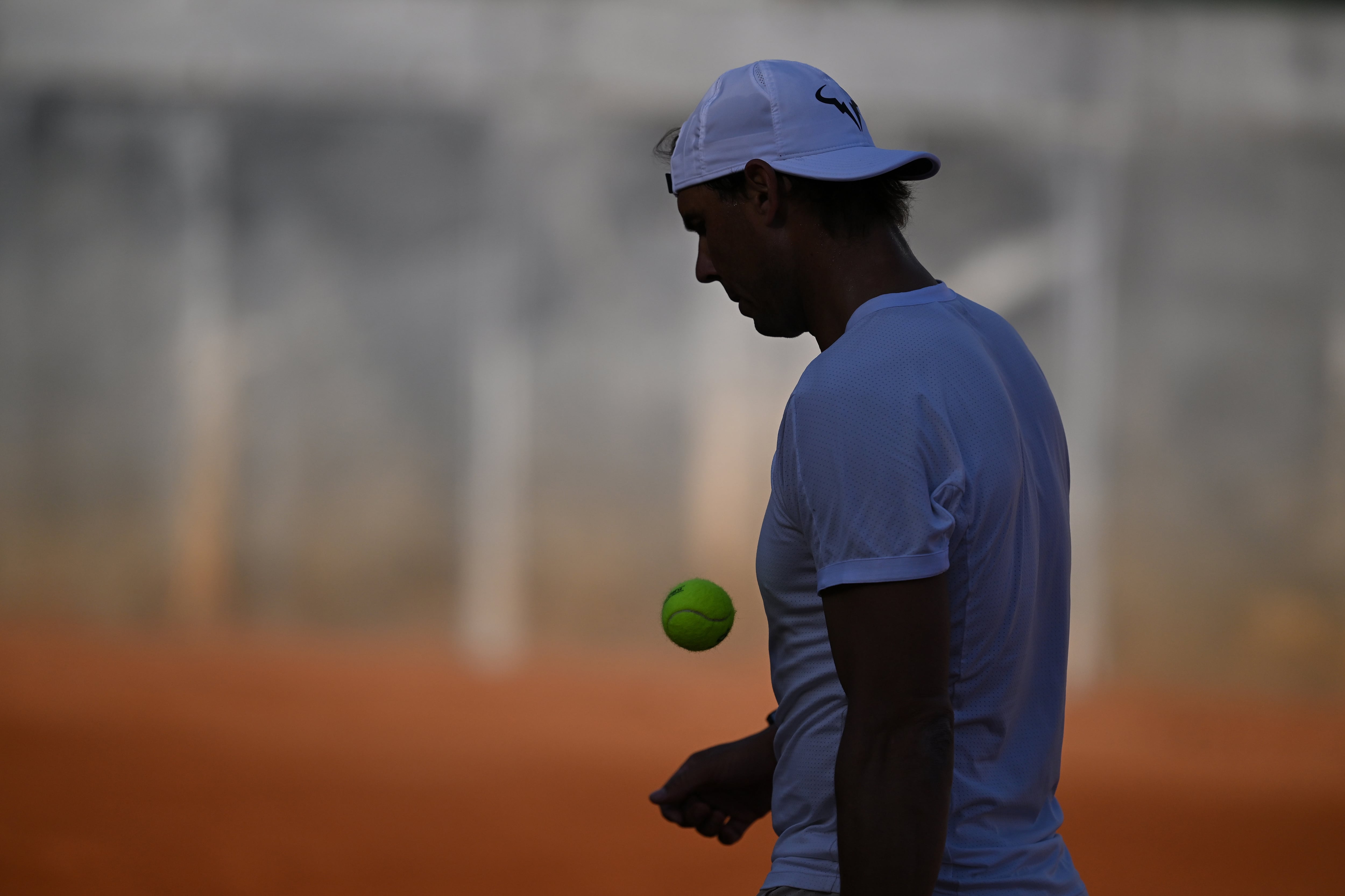 Rafa Nadal, en la previa del Masters 1000 de Roma, durante un partido de calentamiento ante Cerúndolo