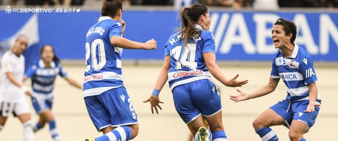 Jugadoras del Deportivo Abanca celebran un gol