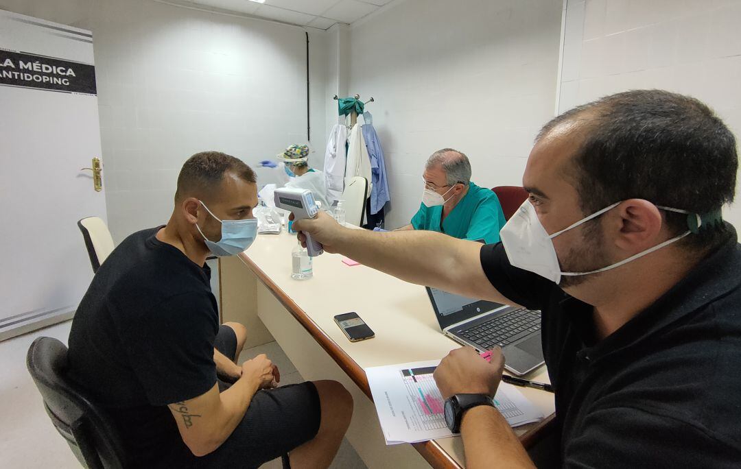 La plantilla del C.D.Castellón pasa las pruebas del Covid-19