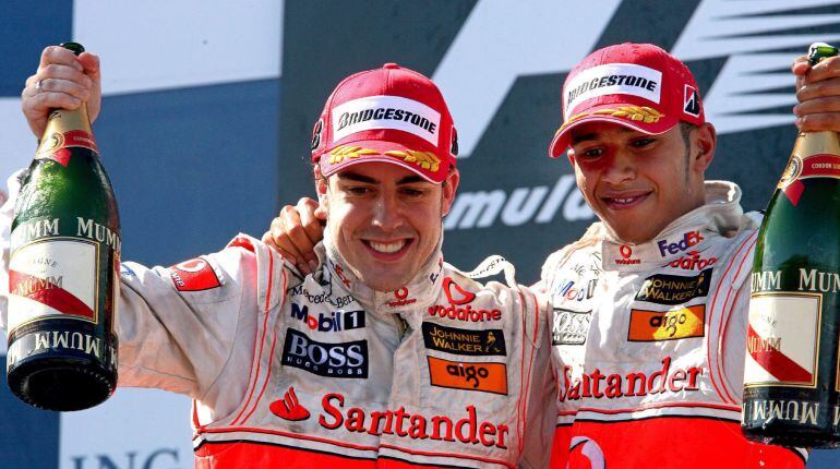 Fernando Alonso y Lewis Hamilton compartieron equipo en el año 2007