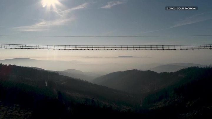 Sky Bridge 721, el puente colgante más largo del mundo, ubicado en la República Checa.