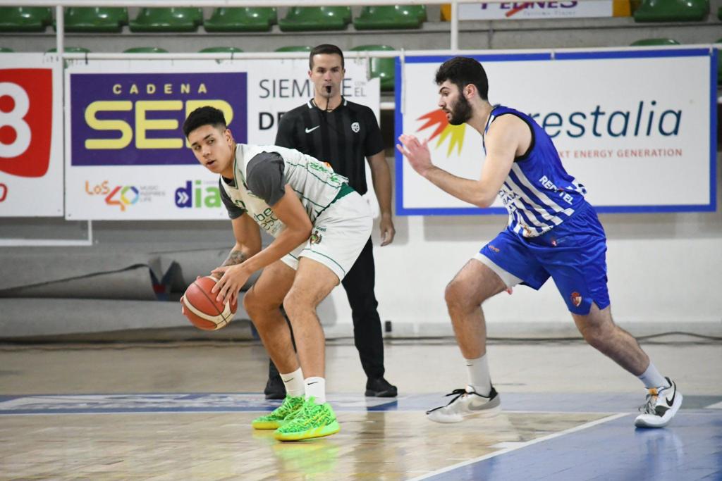 Un mal inicio condenó a Lobe Huesca la Magia en Ponferrada