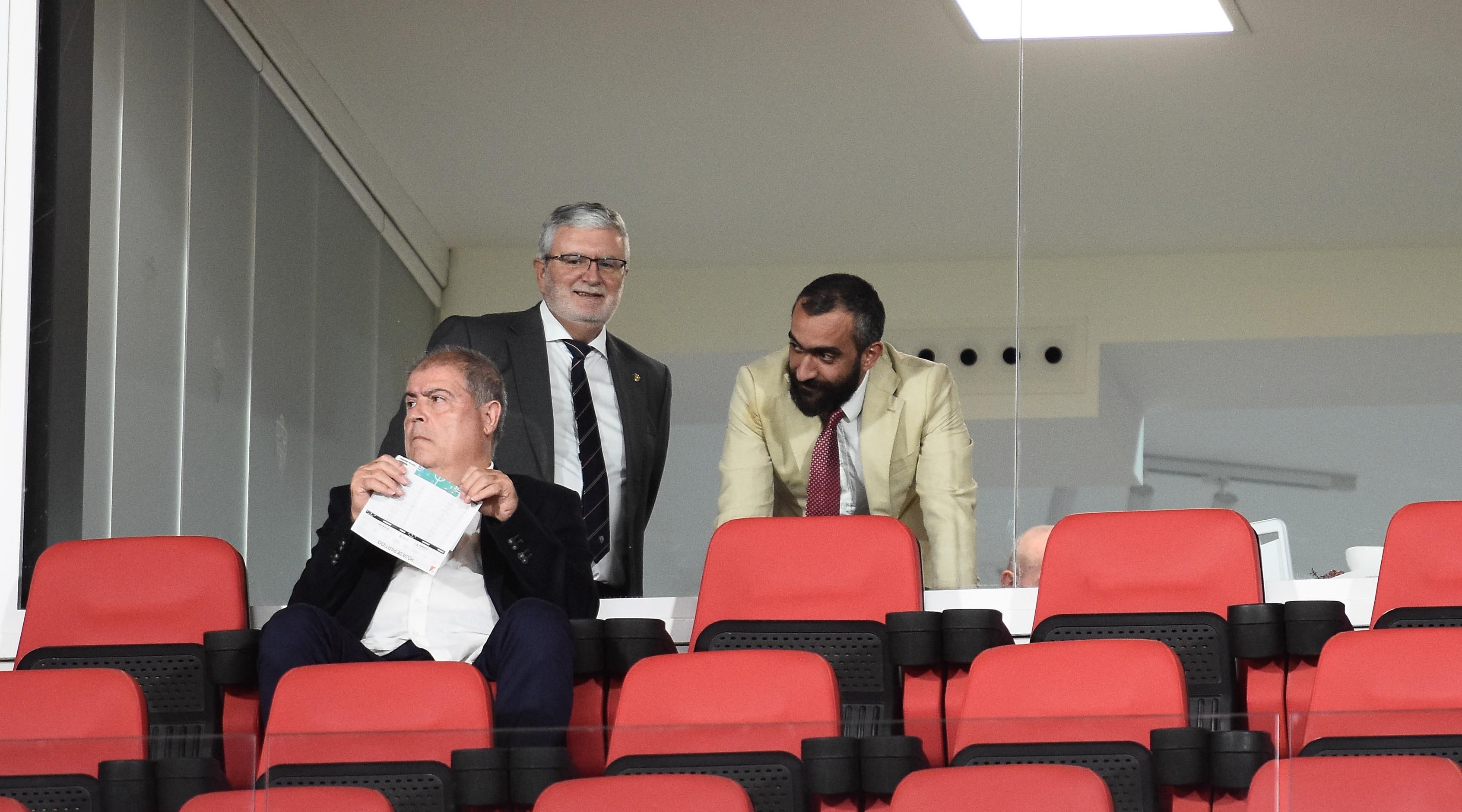 Mohamed El Assy y José Juan Bonillo en el Estadio siguiendo el Almería-Celta.