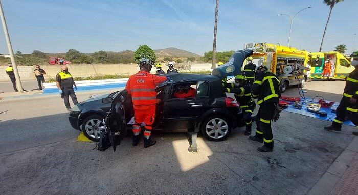 Un momento del simulacro realizado hoy en La Línea