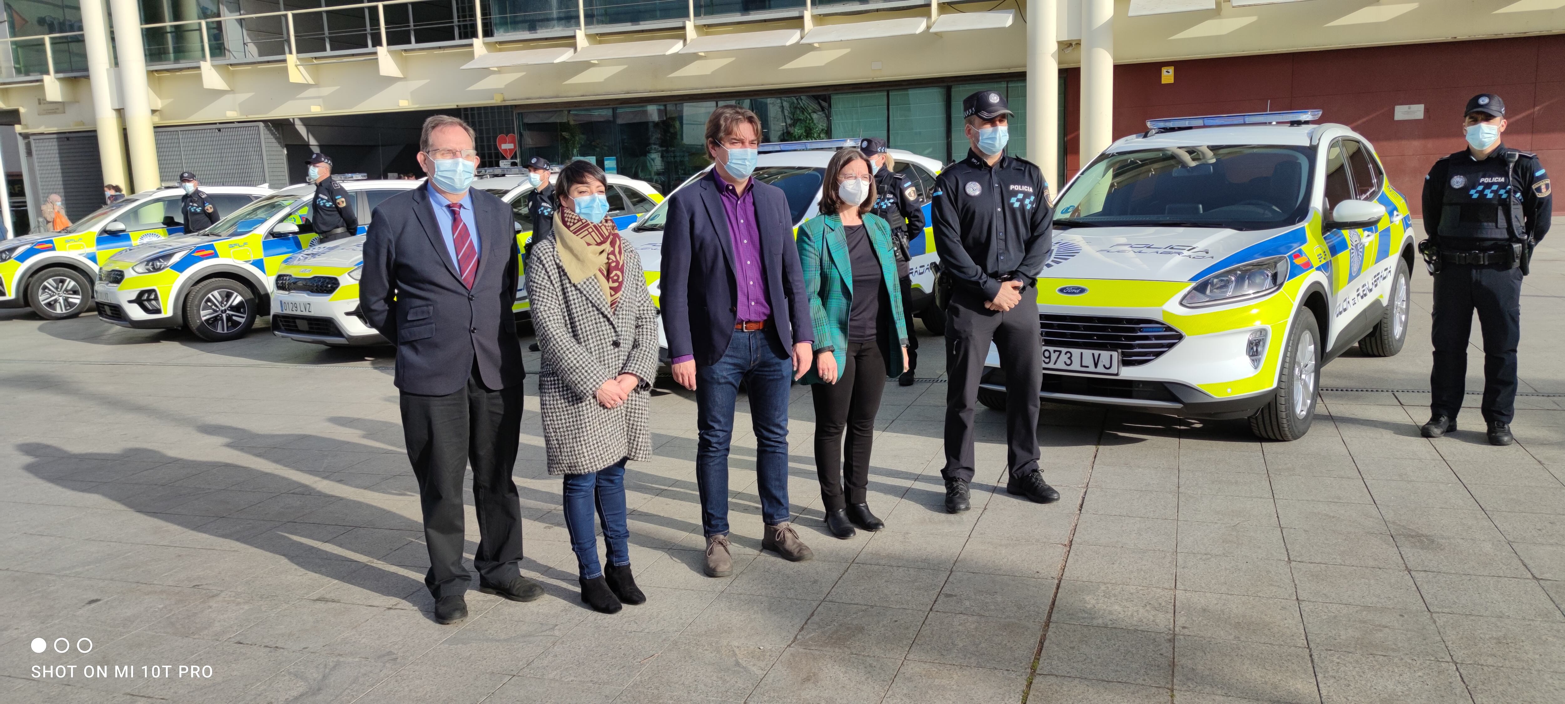 El alcalde de Fuenlabrada ha presentado los nuevos coches &#039;cero emisiones&#039; de la Policía Local.