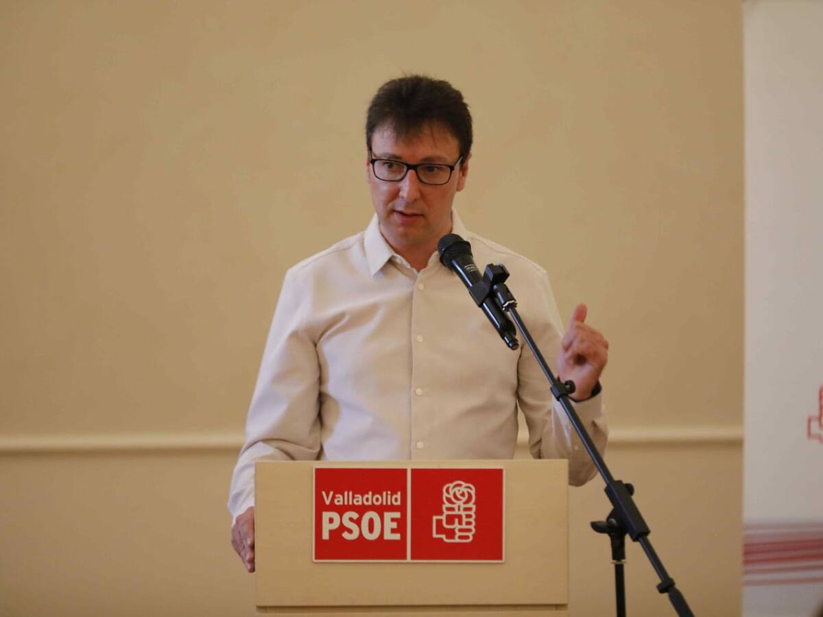 Tomás Veganzones advierte de que "no dejan de llegar requerimientos al Ayuntamiento de Peñafiel"