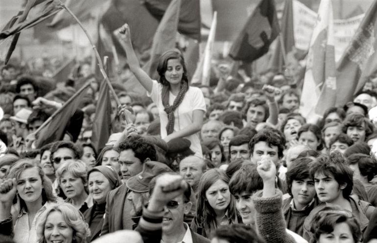 Miles de personas acudieron a la campa de Villalar el 23 de abril de 1978 en la edición más numerosa de la historia