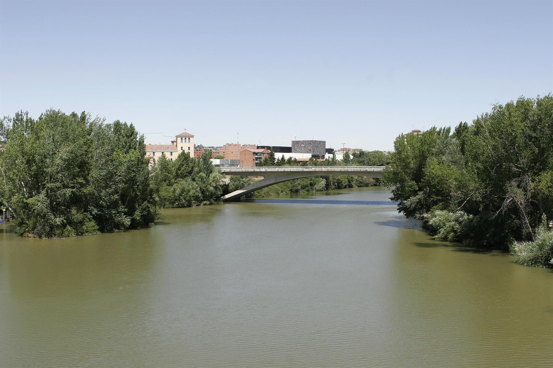 Archivo - Río Pisuerga a su paso por Valladolid - EUROPA PRESS